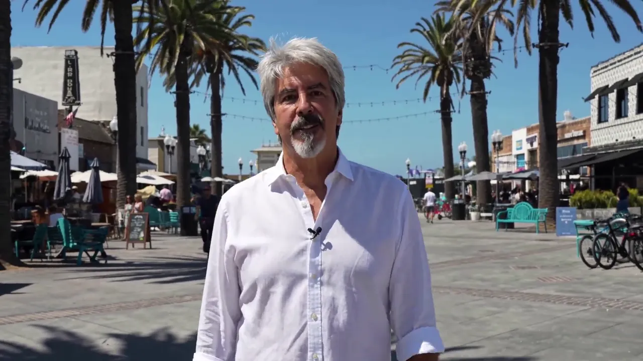Paul Small's digital twin on the Hermosa Beach Pier Plaza, from the film My Hermosa Beach